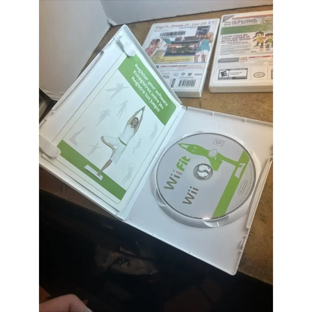 Wii 3 Game Bundle Wii Fit Outdoor Challeng Highschool Musical Sing It